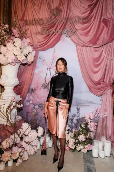 Яна Рудковская, Юлия Барановская, Владислав Лисовец посетили гала-ужин Radio Monte Carlo Вчера, АнтимонийЕкатерина, АлексееваРанее, АносоваДарина, ВолодинаКсения, женойАлла, Сирадекиан, ЗемскаяАлександр, СлавкоАнна, фонда, МурАлёша, АрхангельскаяМадонна, ЛобановаНаталия, ЧайковскаяМария, ЛисовецИрина, БарановскаяВладислав, Бунин, премию, Друзья, РудковскаяЮлия