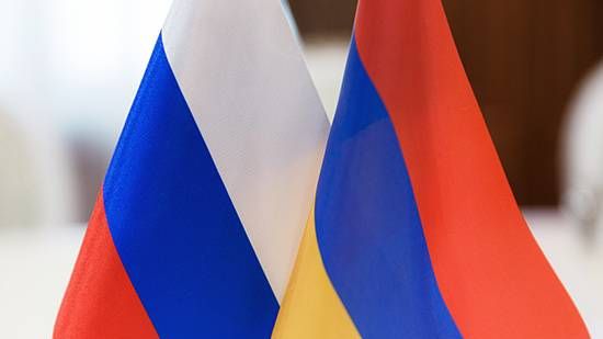 Захарова отчитала секретаря Совбеза Армении за выпады в адрес Москвы