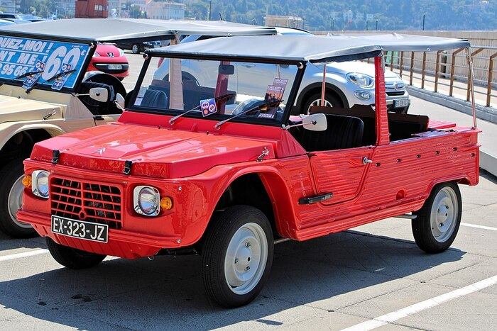 Citroen Mehari 1968 использовался армией и полицией/ Фото: wikimedia.org