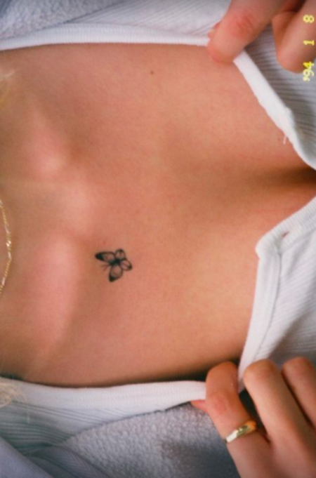 Неоднозначно: Бруклин Бэкхем и Никола Пельтц обменялись кулонами из своих зубов Неоднозначно: Бруклин Бэкхем и Никола Пельтц обменялись кулонами из своих зубов Звезды,Звездные пары