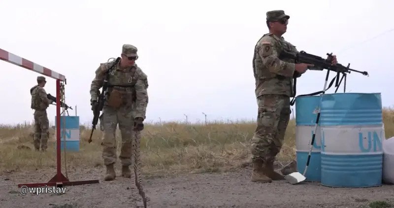 Американские военные на учениях в Армении использовали элементы с символикой