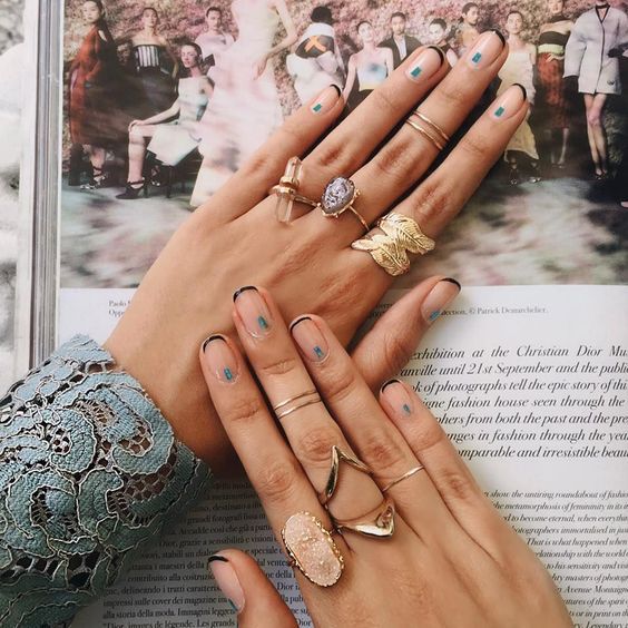 Голый маникюр: ТОП-10 идей самого модного маникюра этого лета Голый маникюр: ТОП-10 идей самого модного маникюра этого лета красота,маникюр,мода и красота,модные тенденции