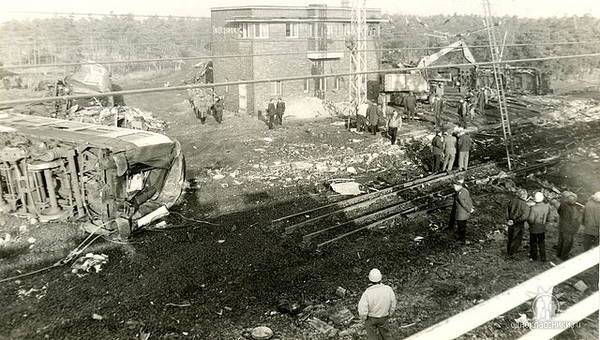 Железнодорожная катастрофа: советский танк Т-64 против немецкого поезда Железнодорожная катастрофа: советский танк Т-64 против немецкого поезда история