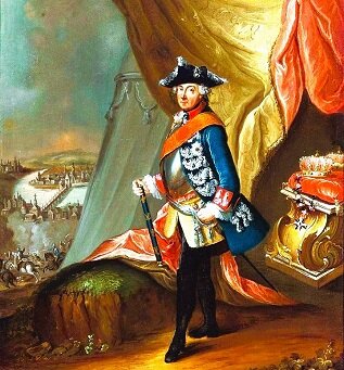 Этот известный монарх-полководец появился на свет 24 января 1712 года в семье прусского короля Фридриха-Вильгельма I и дочери ганноверского курфюрста Софии-Доротеи.-6