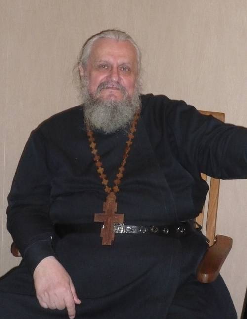 Войсковой священник отец Киприан-Пересвет