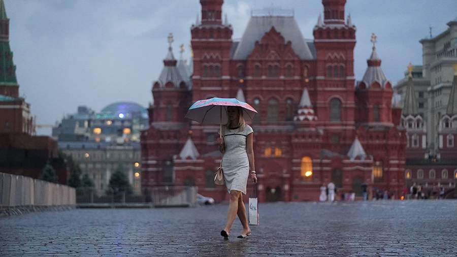 Синоптики спрогнозировали грозу и до +25 градусов в Москве 19 июля