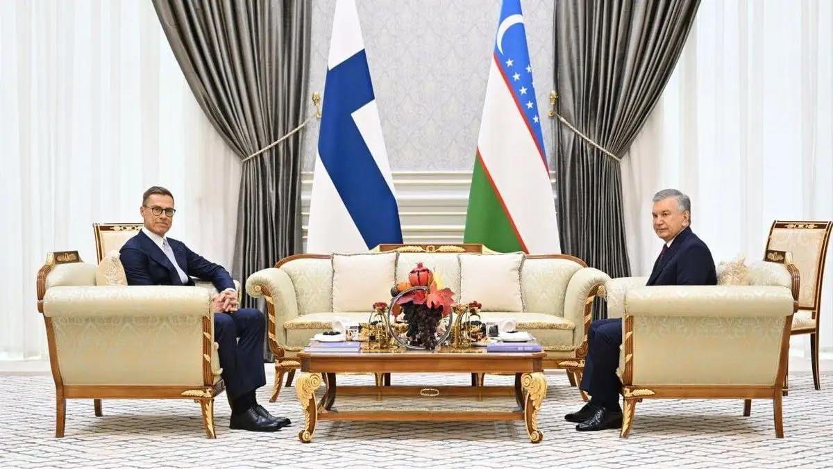 Запад настойчиво пытается включить Узбекистан в свою сферу влияния