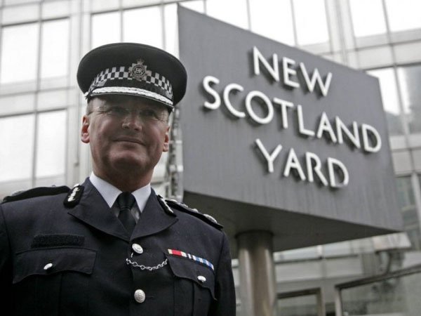 Анонимка: Хочу помочь полиции Великобритании найти отравителя Скрипалей