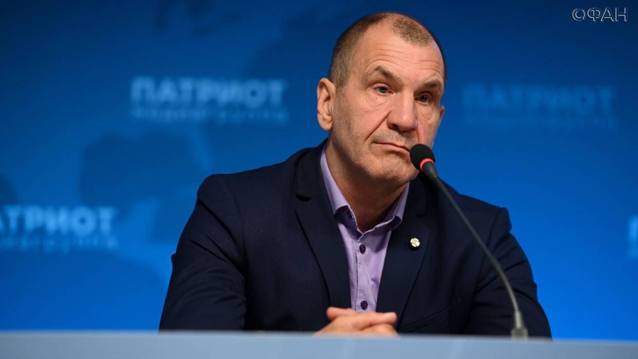 Депутат ГД Милонов о главе ВГС Ливии аль-Мишри: превращает страну в новый оплот ИГ Депутат ГД Милонов о главе ВГС Ливии аль-Мишри: превращает страну в новый оплот ИГ Весь мир