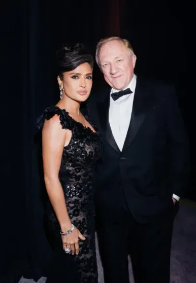 Герман Ларкин показал, как Джиджи Хадид, Сальма Хайек, Пэрис Хилтон, Кристина Агилера и Марго Робби провели время на премии Breakthrough Prize которые, Уильямс, звёзд, мероприятия, Хайек, Мильнер, открытия, который, чтобы, Breakthrough, Хилтон, голливудских, Кристина, церемонии, Честейн, Аффлек, Ларкин, Мишель, Джиджи, вручают