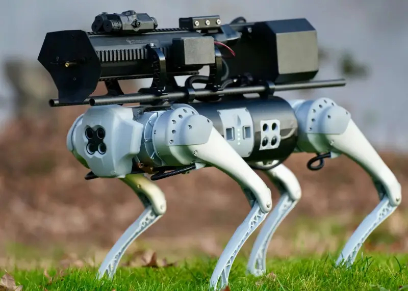 Огнеметный робот-собака Thowflame Thermonator