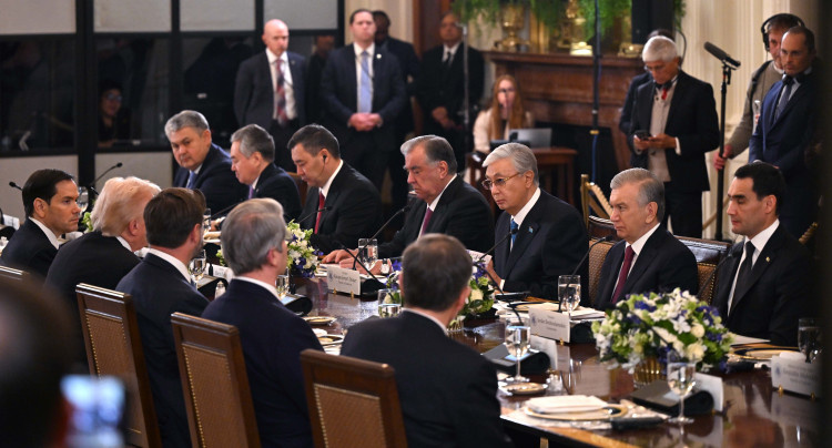   На саммите у Трампа. Фото: соцсети