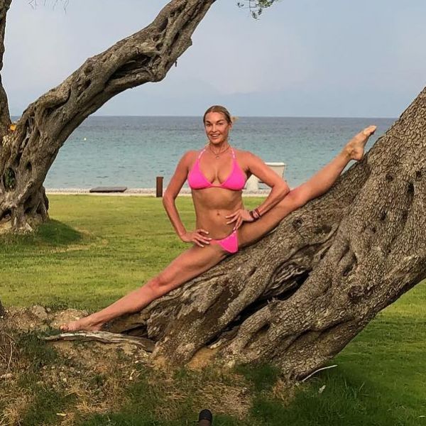 Шпагат Волочковой попал в книгу рекордов Анастасия Волочкова,звезда,наши звезды,развлечение,шоу,шоубиz,шоубиз