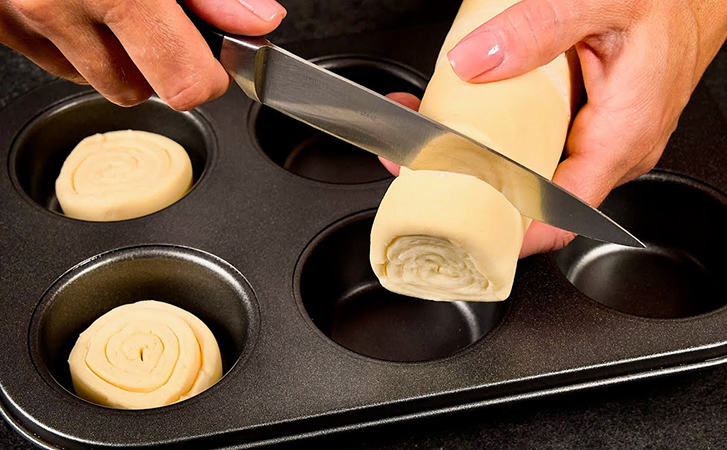 Превратили магазинное слоеное тесто в незабываемую выпечку: показываем как сделать идеальные французские круассаны