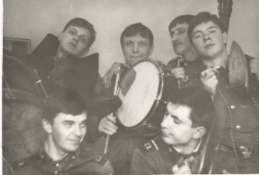 «По секрету всему свету» о том, как сложилась судьба мальчишки сыгравшего Дениску Кораблёва 