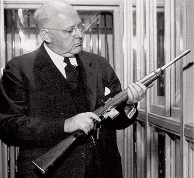 Самогон, мокруха и шесть миллионов стволов. История жизни одного оружейника Самогон, мокруха и шесть миллионов стволов. История жизни одного оружейника история,оружие