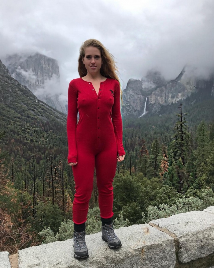 Красивые девушки без бюстгальтеров Красивые девушки без бюстгальтеров картинки