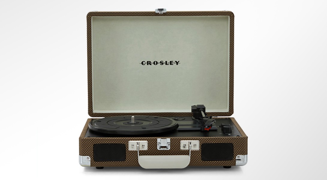 Crosley Cruiser Plus: атмосфера новогодней вечеринки с первого звука Вещи