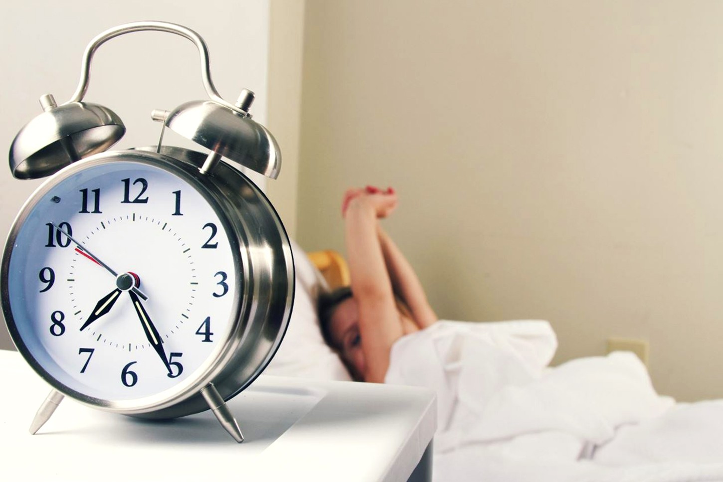 Как наш организм понимает, что пора просыпаться?
