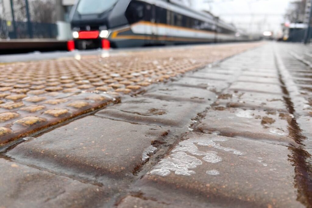 Желтый уровень погодной опасности объявлен в Москве и Подмосковье