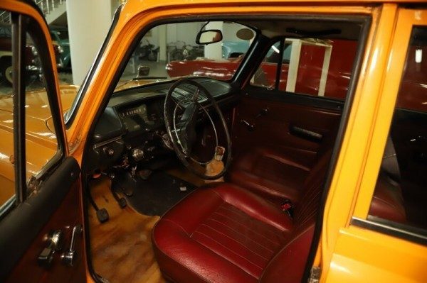 ИЖ-2125 - первый серийный советский лифтбек ИЖ-2125 - первый серийный советский лифтбек