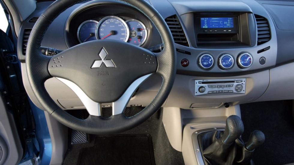 5 причин любить и ненавидеть Mitsubishi L200 IV 1,2,3,4,5,Mitsubishi L200 IV,тест-драй