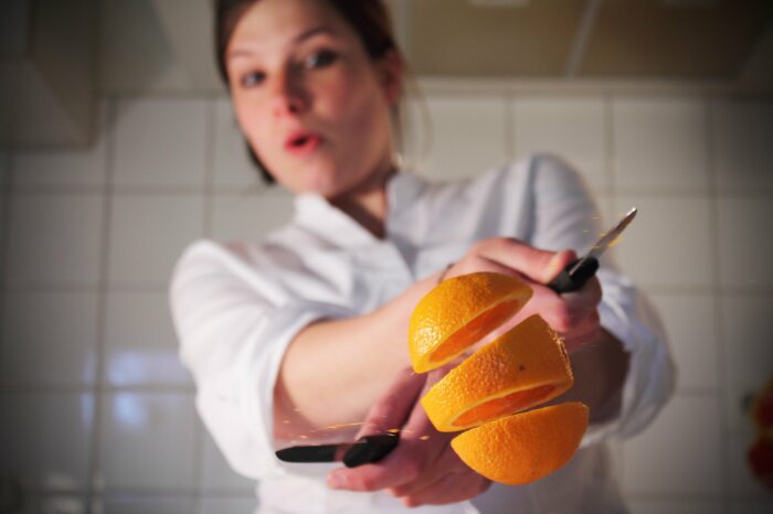 Почему даже дорогие ножи быстро тупятся: ошибка, которую допускают хозяева - свежие новости на Toplenta