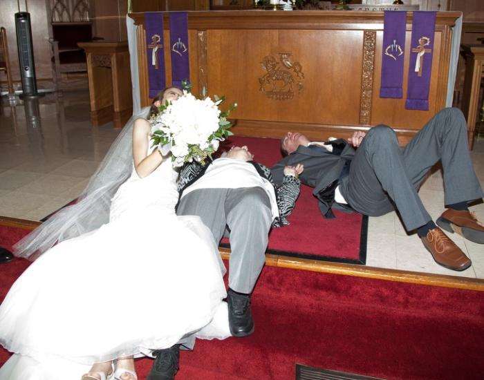 Свадьбы, где все идет не по утвержденному плану или в жизни бывает все Свадьбы, где все идет не по утвержденному плану или в жизни бывает все картинки с надписями,красивые фотографии,фото приколы,шикарные фотографии,юмор