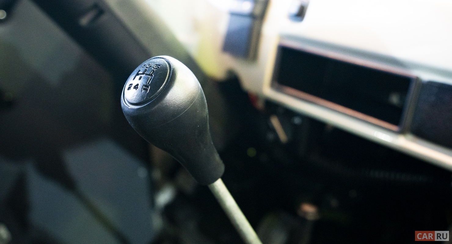 Какие ошибки водители часто допускают во время езды на машинах с МКПП?