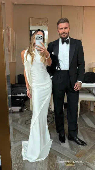 Виктория и Дэвид Бекхэм вышли в свет на фоне конфликта с сыном Бруклином Виктория, Дэвид, Бекхэм, БекхэмСторис, сыном, Виктории, БекхэмВиктория, Time100, конфликта, Бруклин, своей, платье, родителей, поделилась, посетили, Николой, публичной, ссоры, сообщил, заявлении