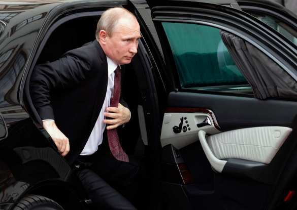 Путин за рулём автомобиля заехал за Лукашенко (ФОТО) | Русская весна