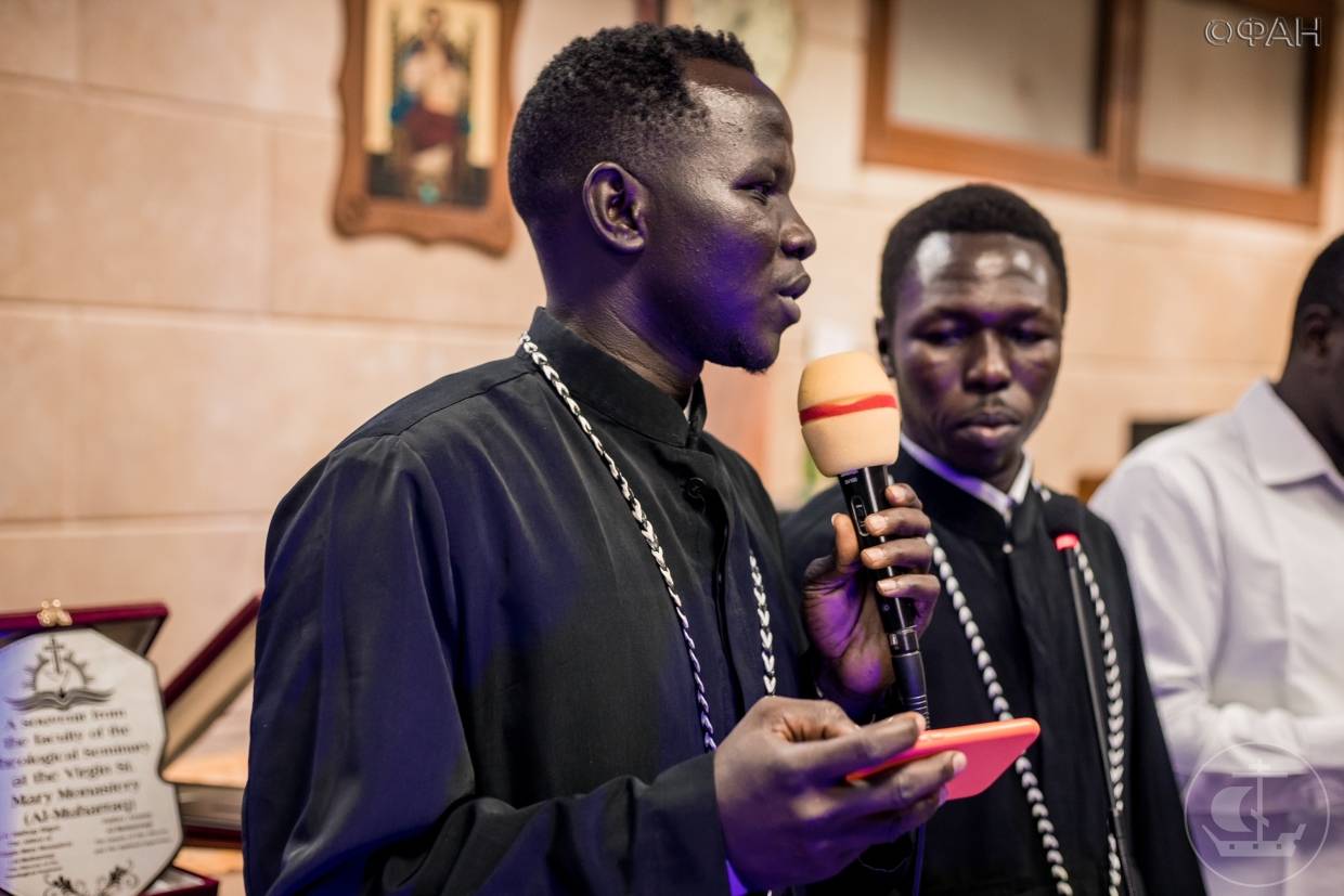 Русская Церковь в Африке: Батюшка о том, где христианам жить нехорошо