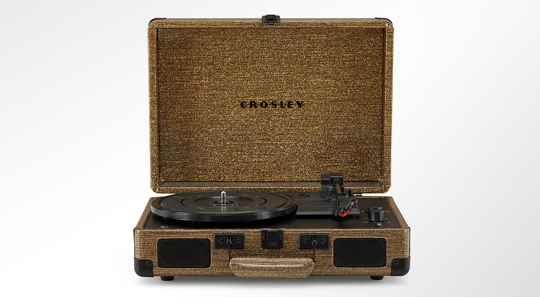 Crosley Cruiser Plus: атмосфера новогодней вечеринки с первого звука Вещи