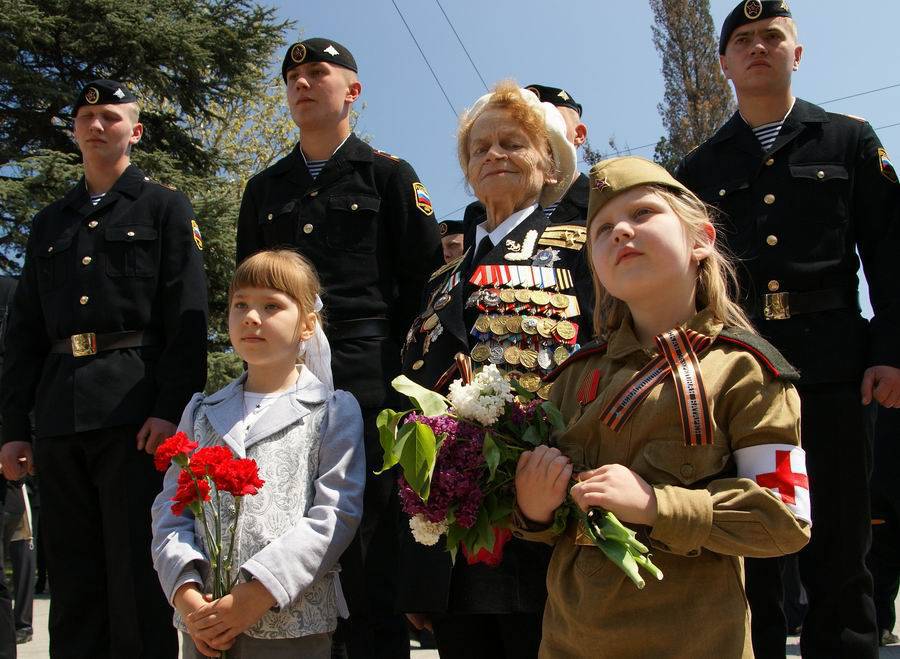 Евдокия Завалий - единственная женщина-командир взвода морской пехоты в годы ВОВ история