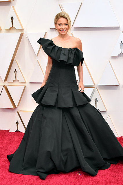 Оскар-2020: Келли Рипа на красной дорожке Оскар-2020: Келли Рипа на красной дорожке Красная дорожка