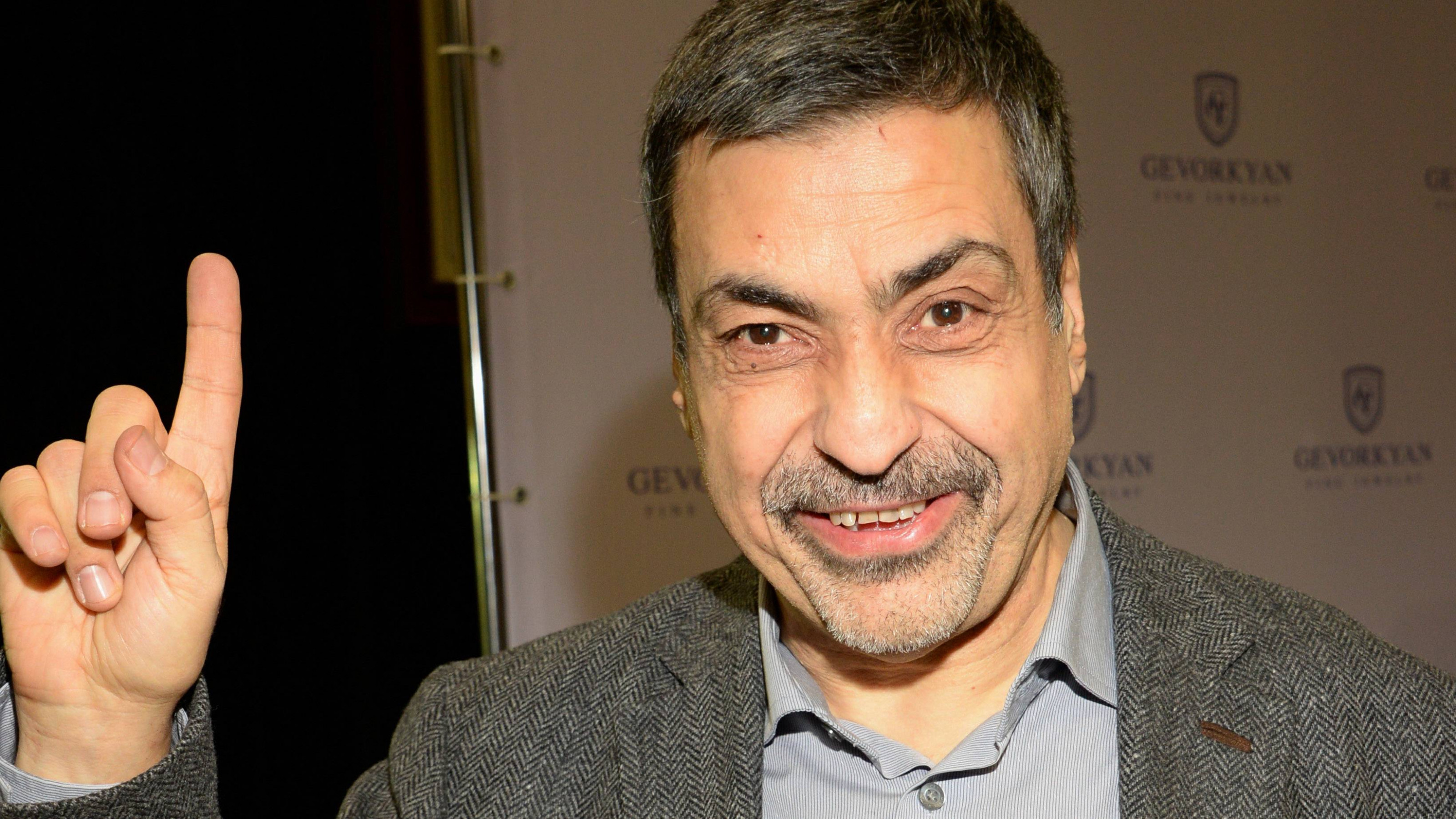 Скоро все закончится глоба. Скоро все закончится глоба. Скоро все закончится глоба. Глоба о путине. Скоро все закончится глоба.