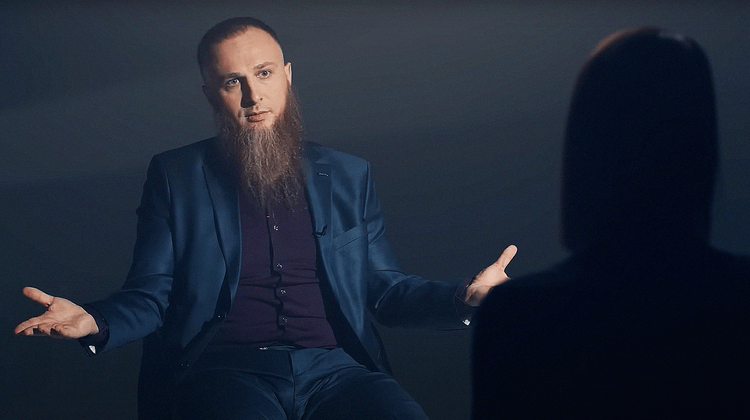 Многоженец Иван Сухов снова стал отцом — у него родился 31-й ребенок Сухов, Сухова, словам, детей, одной, насилии, женщины, пытался, органы, опеки, момент, обратился, семья, семейства, женами, «жены», дочерей, присваивает, одном, девочки