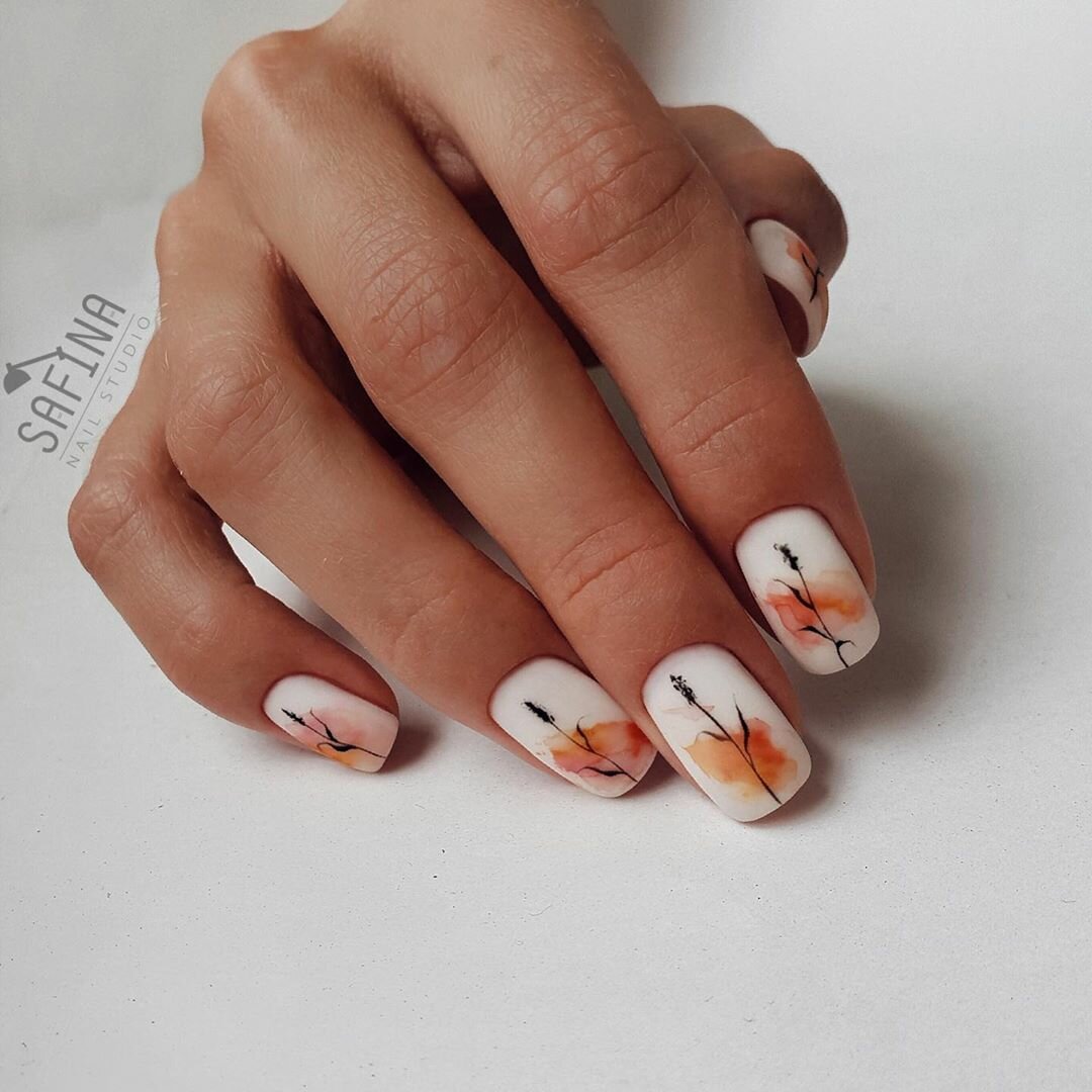  www.instagram.com/safinailstudio 