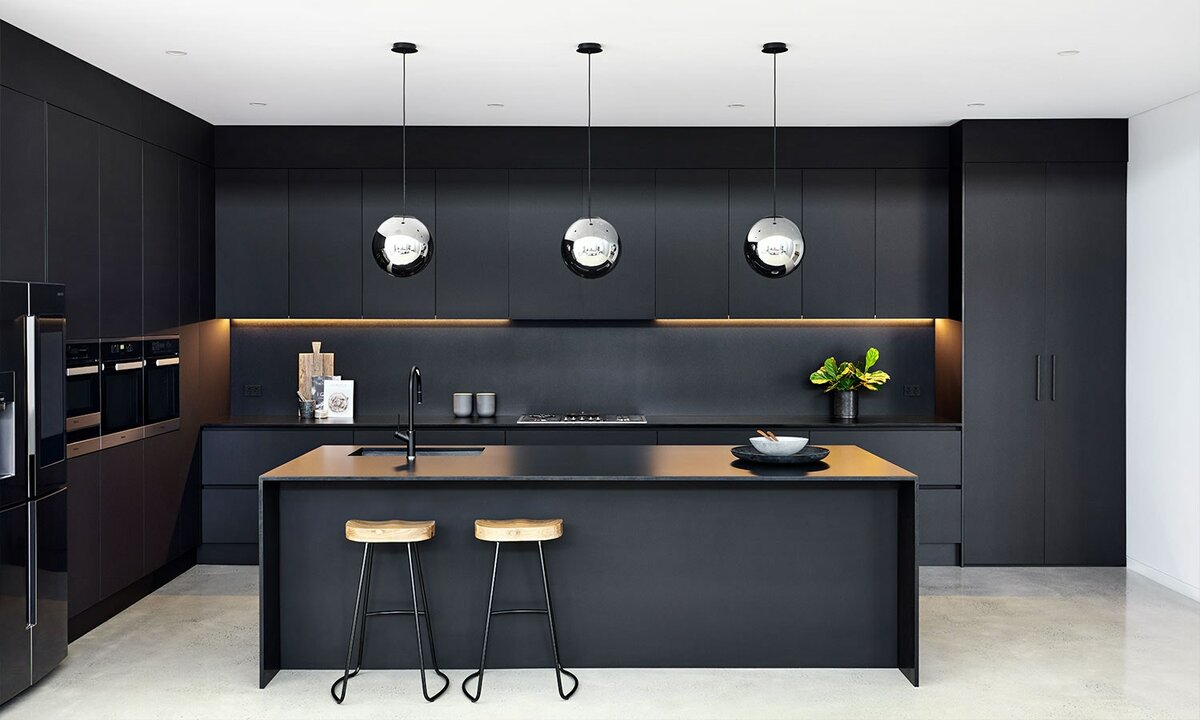 Кухня в черных тонах: основные идеи дизайна и интерьера черный, может, очень, такой, серого, интерьере, будет, дизайнеров, светлой, прием, черным, можно, применения, кухнеВ, кухню, интерьер, более, дизайн, интерьерах, ставка