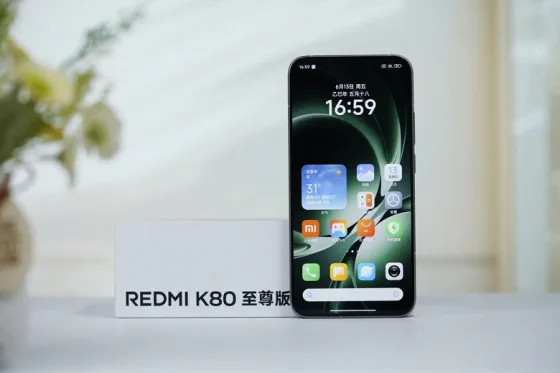 Redmi K80 Ultra показали на живых фото за неделю до премьеры