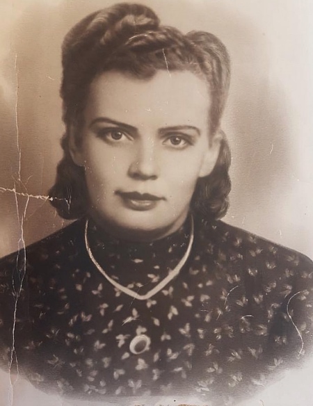 Бессмертный полк: Милла Йовович, Татьяна Навка, Яна Рудковская, Регина Тодоренко и другие звезды рассказали о своих ветеранах Бессмертный полк: Милла Йовович, Татьяна Навка, Яна Рудковская, Регина Тодоренко и другие звезды рассказали о своих ветеранах Звезды,Новости о звездах