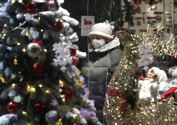 Граждане России назвали самые желанные подарки на Новый год Дед Мороз,Новый год,общество,подарки,россияне