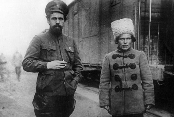 «Безбашенная» атаманша Маруся Никифорова «Безбашенная» атаманша Маруся Никифорова история