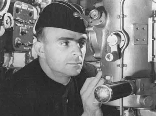 Случаи, когда подводная лодка погибла, а её командир - нет. И наоборот вмф,история