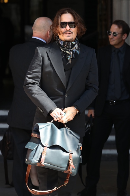 Эмбер Херд вновь обвинила Джонни Деппа в жестокости: "Я боялась, что умру в нашем браке" Эмбер Херд вновь обвинила Джонни Деппа в жестокости: "Я боялась, что умру в нашем браке" Звезды,Звездные пары