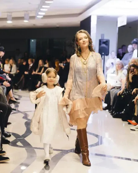 Мария Те с дочкой