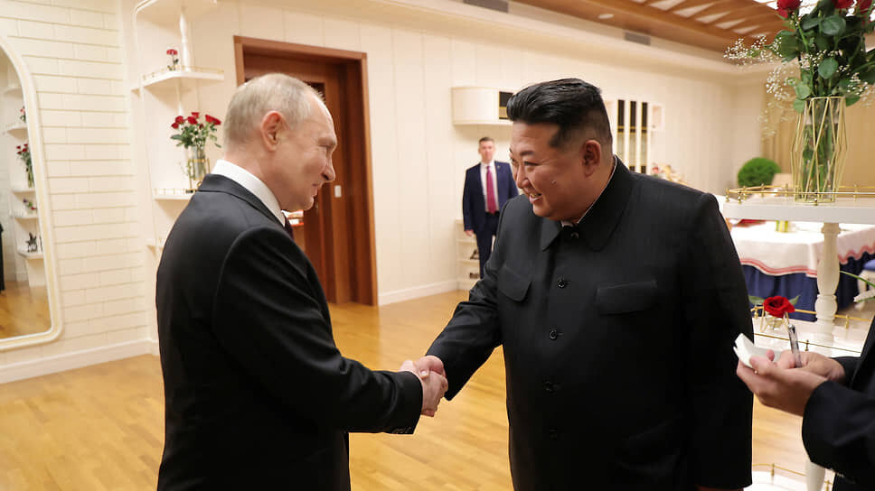   Итак, российско-корейские переговоры с участием Путина и Ким Чен Ына завершились в Пхеньяне, продлившись более полутора часов.-2