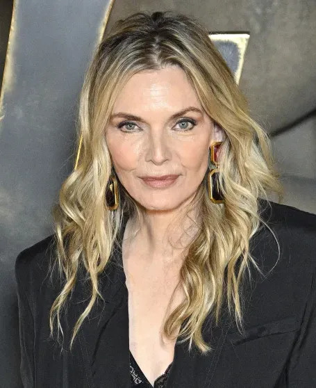 Белла Хадид, Рози Хантингтон-Уайтли, Кейт Мосс, Оливия Уайлд, Марк Эйдельштейн с девушкой и дети звёзд на показе Saint Laurent benjamin cremel,kristy sparow,laurent saintlaurent,айрис лоу,Алеся Кафельникова,алина миллер,Белла Хадид,джейн биркин,джуд лоу,зоя кравиц,Кейт Мосс,леон лурдес,Марк Эйдельштейн,матильда пино,Мишель Пфайффер,надежда ли коэн,Оливия Уайлд,Рози Хантингтон-Уайтли,татьяна чурбанова,франсуа-анри пино,Шарлотта Генсбур,эрин уоссон