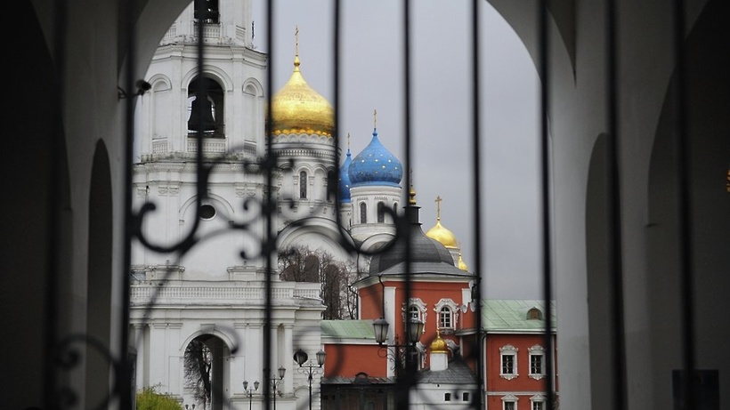 В Подмосковье священник умер прямо во время службы в храме