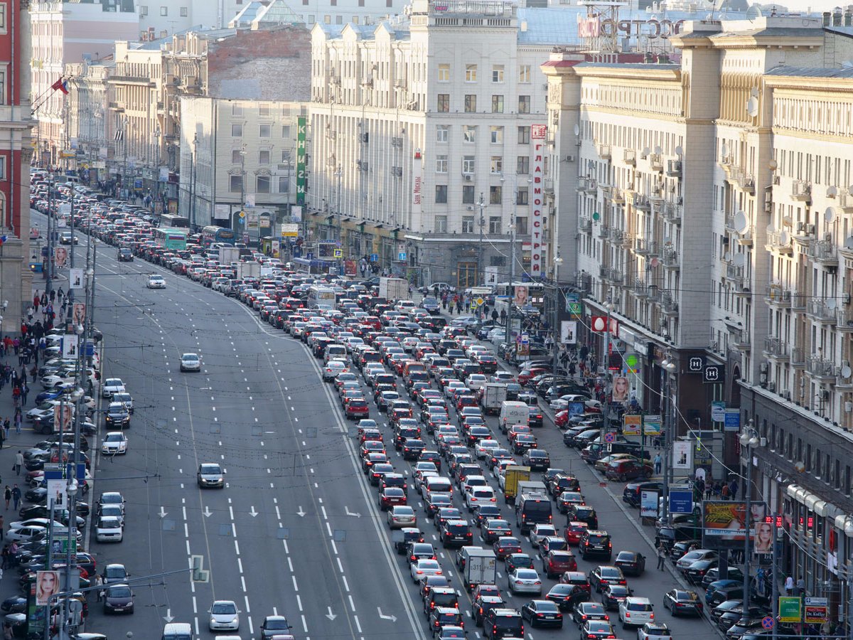 Впечатляющие автомобильные пробки мегаполисов